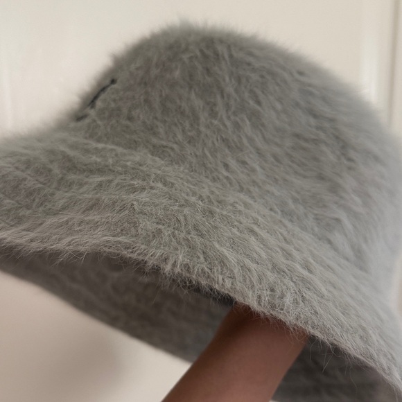 Kangol Soft Gray Furry Bucket Hat - Picture 9 of 10